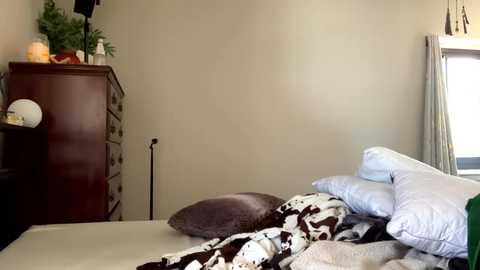 intothewoodswego @ chaturbate on 20260228