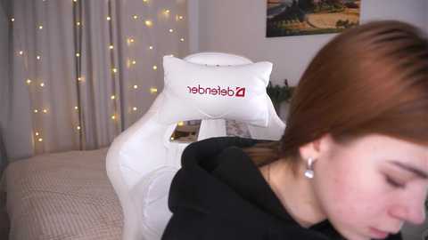 lovensina @ chaturbate on 20260301