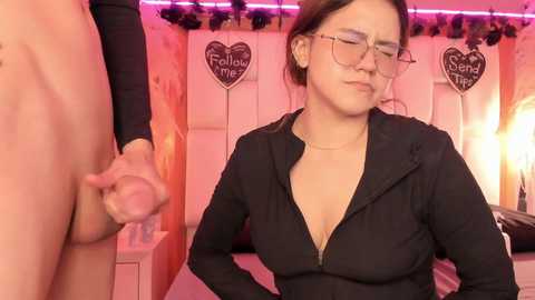 daphne_and_roger @ chaturbate on 20260302