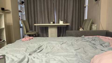 georginabenskin @ chaturbate on 20260302