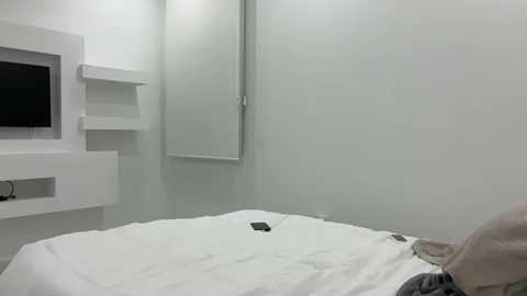 avaowensxo @ chaturbate on 20260303