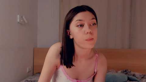 charlinepiker @ chaturbate on 20260304