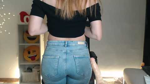 littleflowers @ chaturbate on 20260304