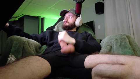 digbicknik @ chaturbate on 20260305