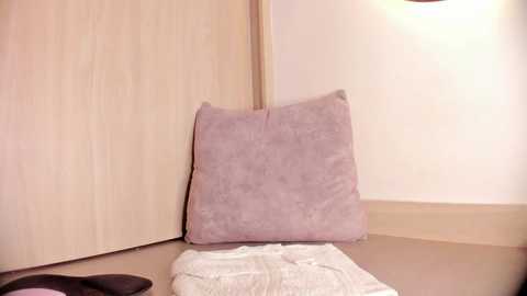 miss_melanie18 @ chaturbate on 20260308