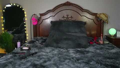 oh_lovely_girl @ chaturbate on 20260308