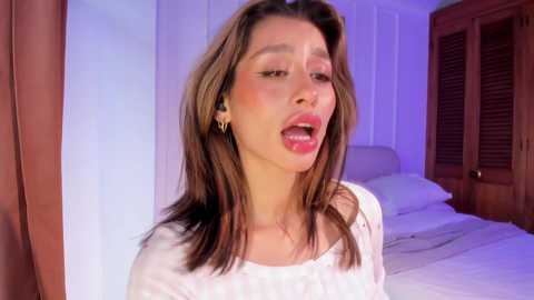 connie_deep @ chaturbate on 20260311