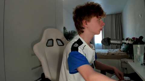 wawesuck @ chaturbate on 20260311