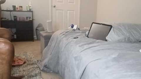 minniehunney @ chaturbate on 20260319