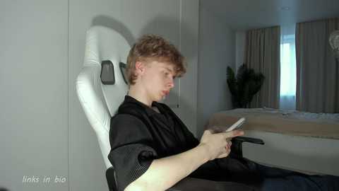 wawesuck @ chaturbate on 20260321