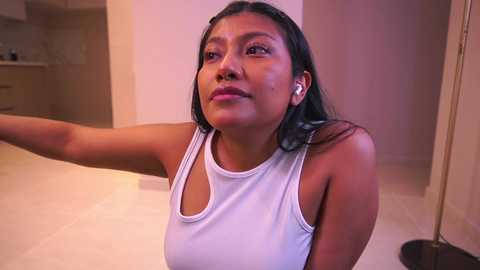 katnees_correa @ chaturbate on 20260323