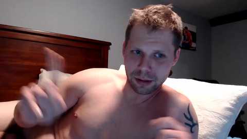 lancehardin @ chaturbate on 20260323