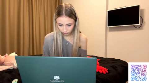 seasonhamiss @ chaturbate on 20260323