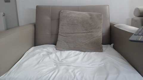 callme_kim @ chaturbate on 20260324