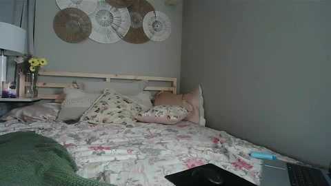 riverluxe @ chaturbate on 20260325