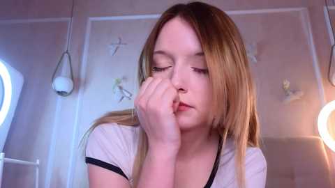 eleanorahurley @ chaturbate on 20260326