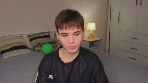 simonboy592 @ chaturbate on 20260329