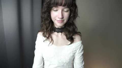 indiramcclamroch @ chaturbate on 20260403