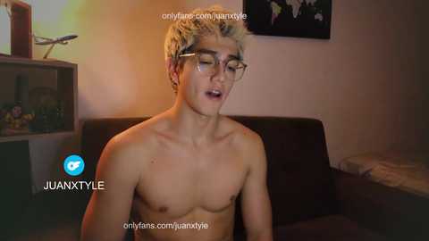 juancamroom @ chaturbate on 20260406