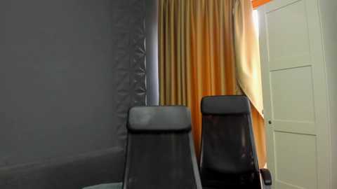 bradyflint @ chaturbate on 20260408