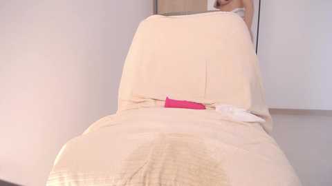 katy_18_pocahontas @ chaturbate on 20260408