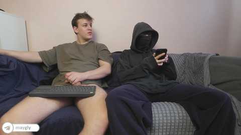 maygly @ chaturbate on 20260408