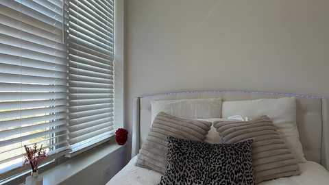 willoww888 @ chaturbate on 20260408