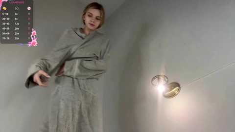 chloe_show @ chaturbate on 20260412