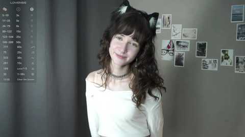 indiramcclamroch @ chaturbate on 20260412