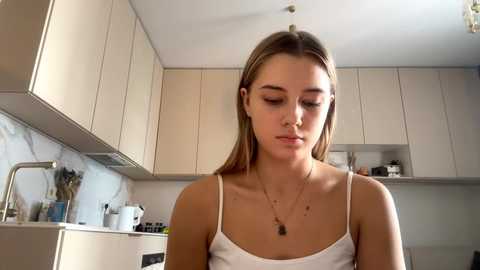 lourapimenta @ chaturbate on 20260412