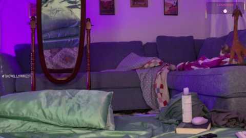 thewillownest @ chaturbate on 20260412