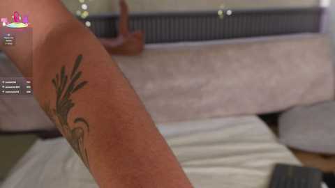 willow_hendrix @ chaturbate on 20260412