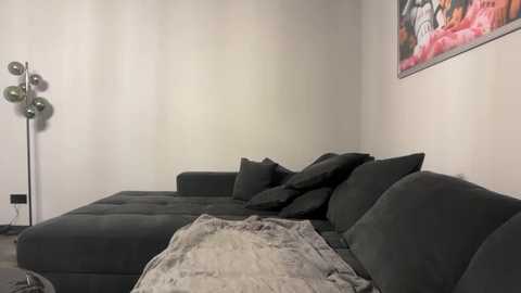 aviebby @ chaturbate on 20260414