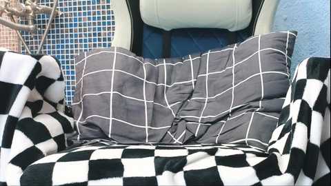 indrablack @ chaturbate on 20260414