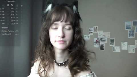 indiramcclamroch @ chaturbate on 20260415