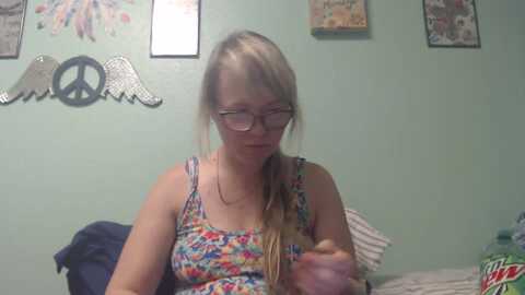 autumnenvy @ myfreecams on 20230901