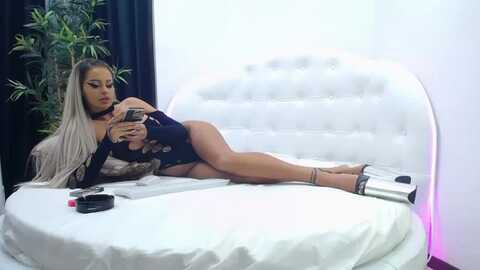 melanielexxx @ myfreecams on 20230901