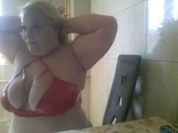 butterflylady @ myfreecams on 20230902