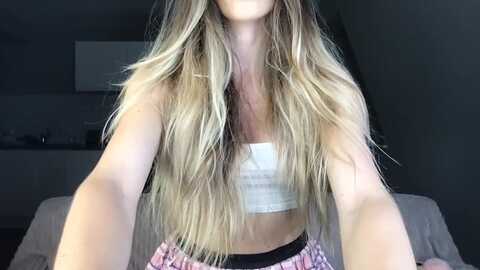 dreamy_peach @ myfreecams on 20230902