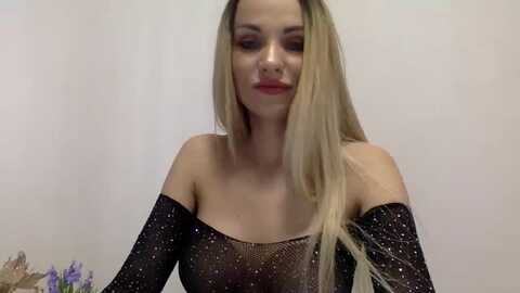 estie_kay @ myfreecams on 20230902