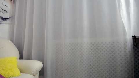 greybunny @ myfreecams on 20230902