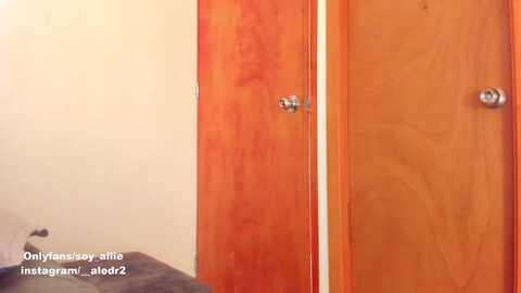 missbaby8 @ myfreecams on 20230902