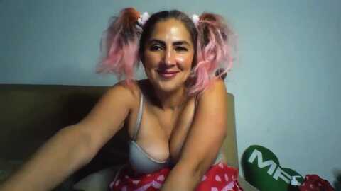 pinkbombon @ myfreecams on 20230902