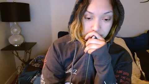 scar__lett @ myfreecams on 20230902