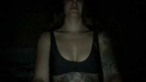 xlexyyyrubyx @ myfreecams on 20230902