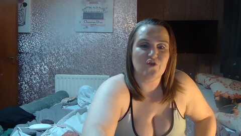 yummymummy39 @ myfreecams on 20230902