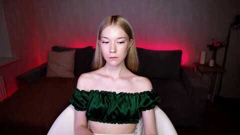 litl_mia @ myfreecams on 20230903