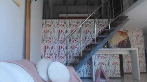 golden_teaser @ myfreecams on 20230904