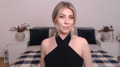 bluestocking @ myfreecams on 20230905