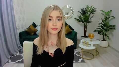 ccrystalsoul @ myfreecams on 20230905